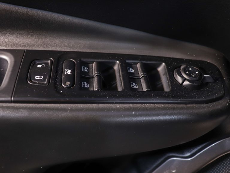 Jeep Renegade Limited 1.8 4x2 Flex 16V Aut.