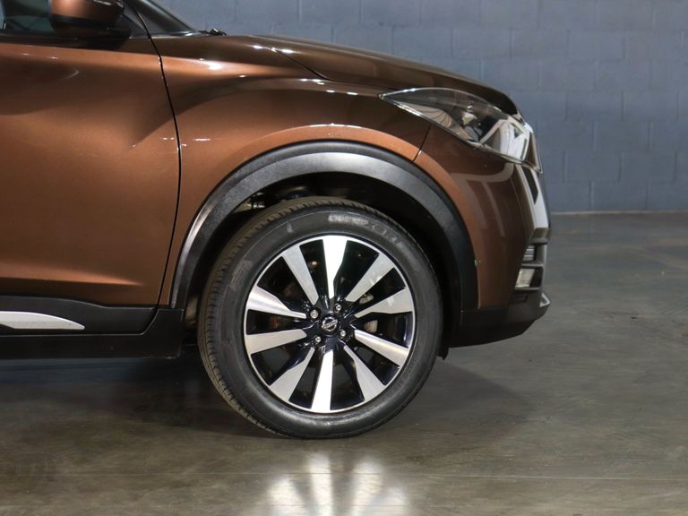 Nissan KICKS SV 1.6 16V FlexStar 5p Aut.