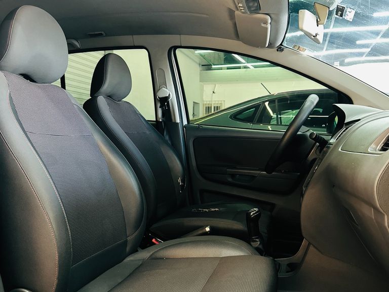 VolksWagen Fox PRIME/Higli. 1.6 Total Flex 8V 5p