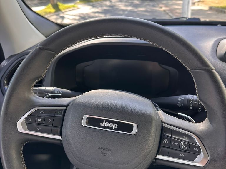 Jeep Renegade Long. T270 1.3 TB 4x2 Flex Aut.
