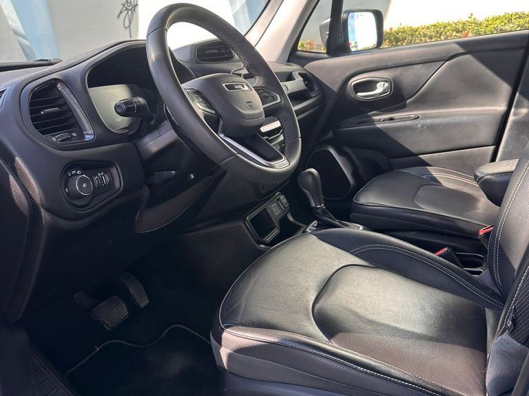 Jeep Renegade Long. T270 1.3 TB 4x2 Flex Aut.