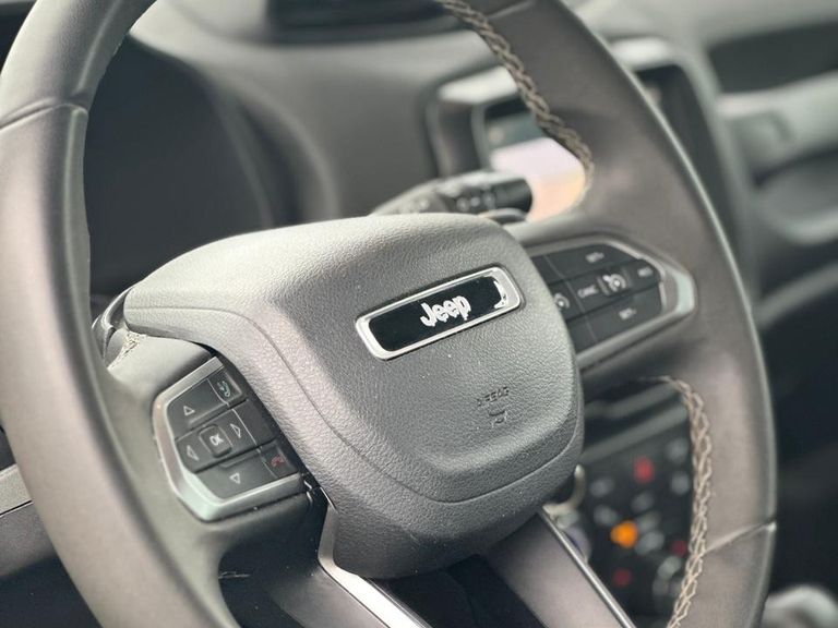 Jeep Renegade Long. T270 1.3 TB 4x2 Flex Aut.