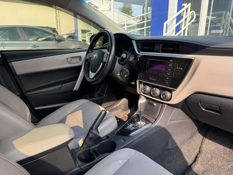 Toyota Corolla GLi Upper 1.8 Flex 16V Aut.