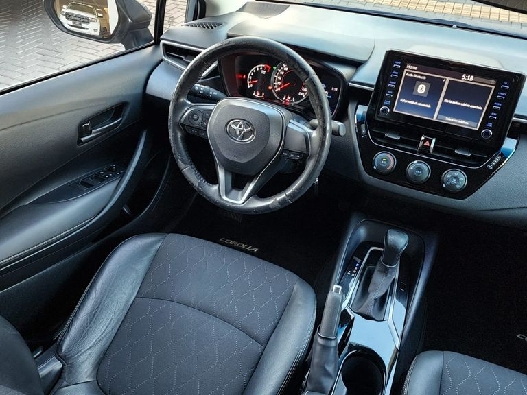 Toyota Corolla GLi 2.0 16V Flex Aut.