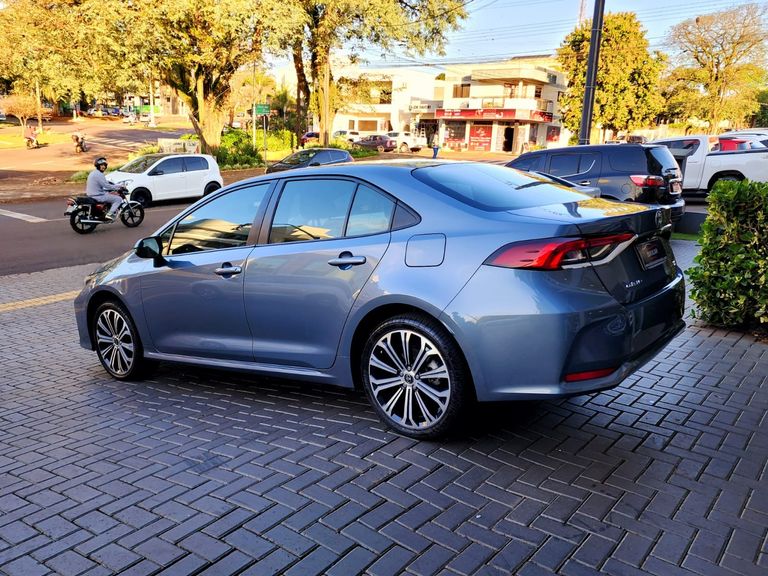 Toyota Corolla GLi 2.0 16V Flex Aut.
