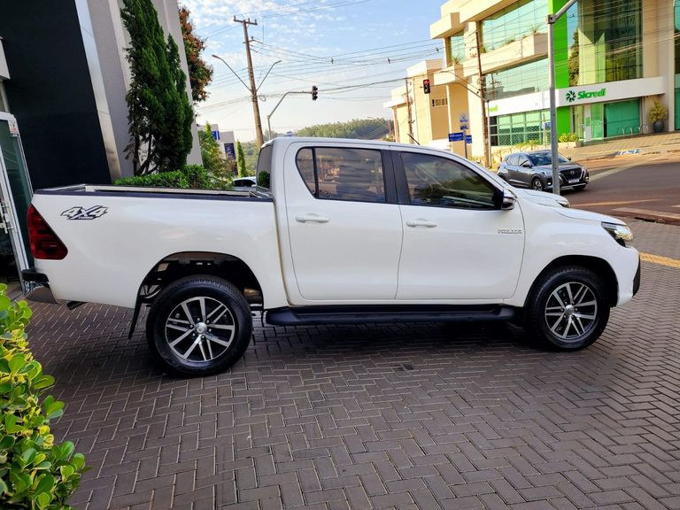 Toyota Hilux CD SRV 4x4 2.8 TDI Diesel Aut.
