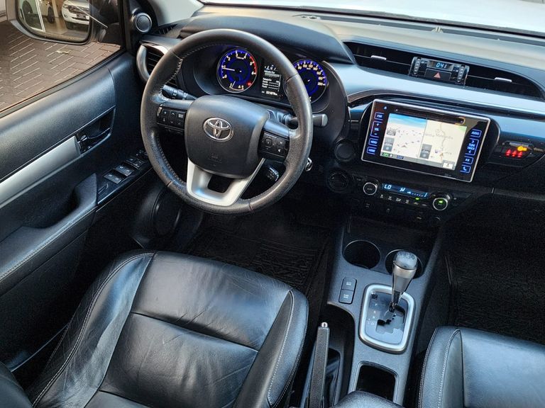 Toyota Hilux CD SRV 4x4 2.8 TDI Diesel Aut.