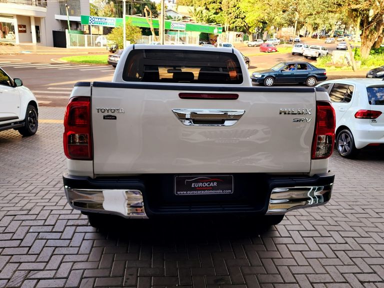 Toyota Hilux CD SRV 4x4 2.8 TDI Diesel Aut.