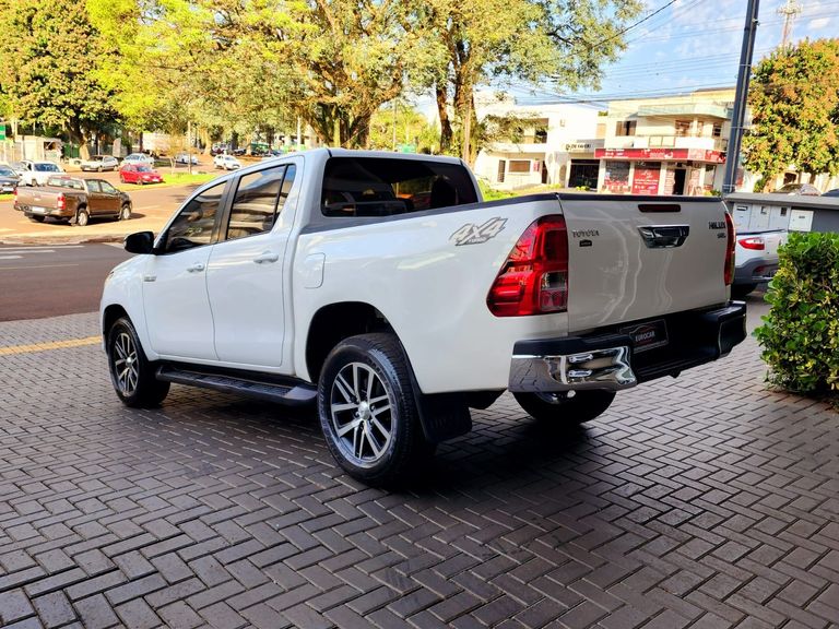Toyota Hilux CD SRV 4x4 2.8 TDI Diesel Aut.