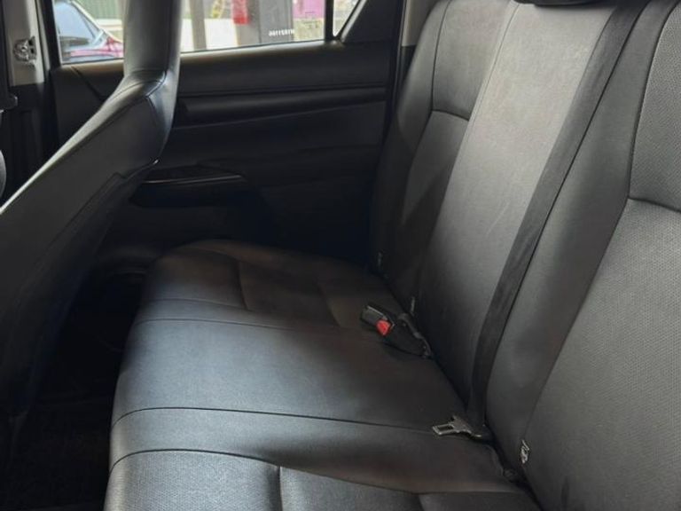 Toyota Hilux Chassi 4x4 2.8 TDI Diesel Mec.