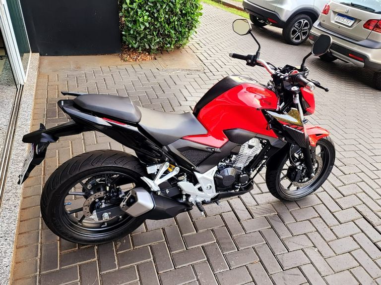 HONDA CB 300F Twister Flex