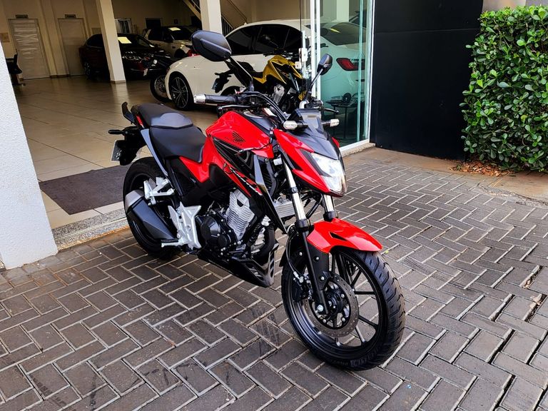 HONDA CB 300F Twister Flex