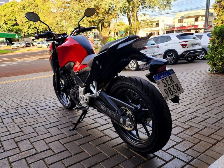HONDA CB 300F Twister Flex
