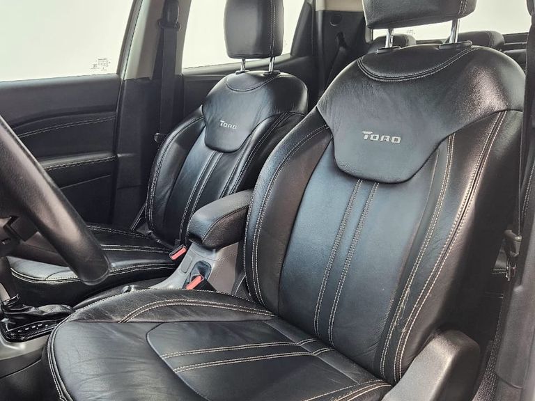 Fiat Toro Freedom 1.8 16V Flex Aut.