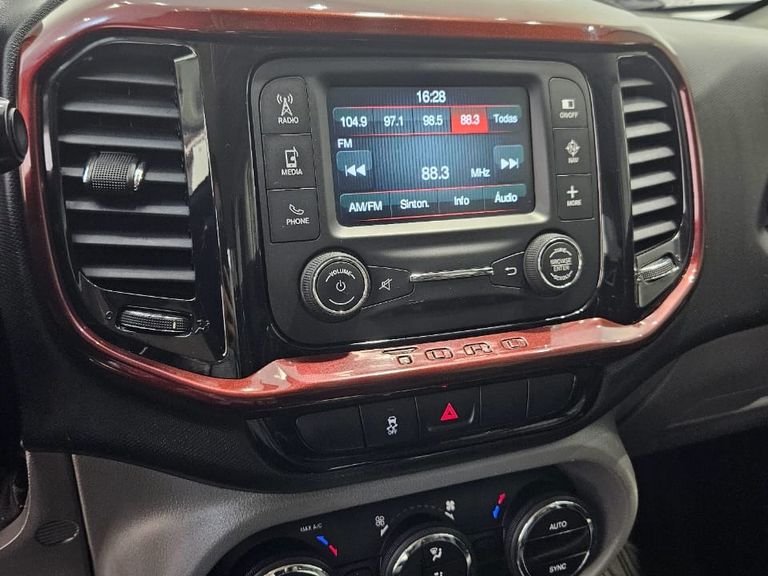 Fiat Toro Freedom 1.8 16V Flex Aut.