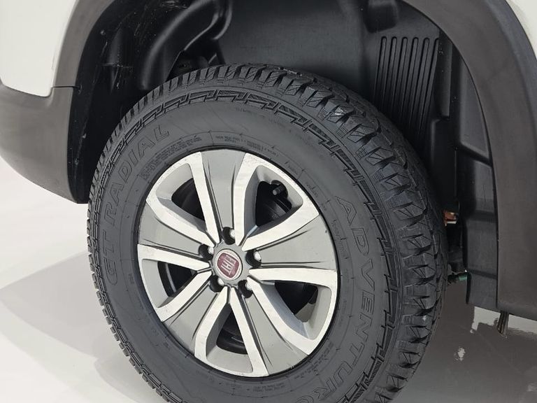 Fiat Toro Freedom 1.8 16V Flex Aut.