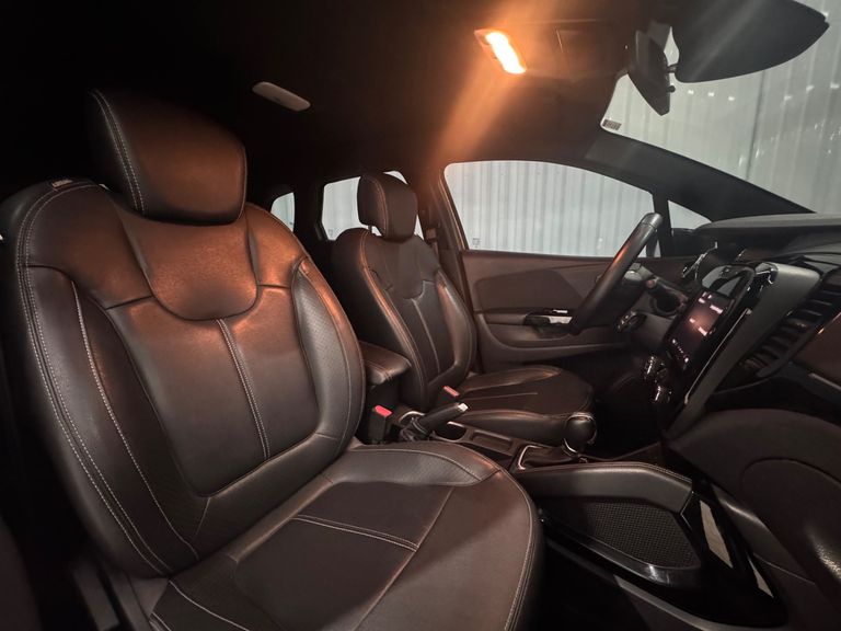 Renault CAPTUR Intense 1.3 TB 16V Flex 5p Aut.