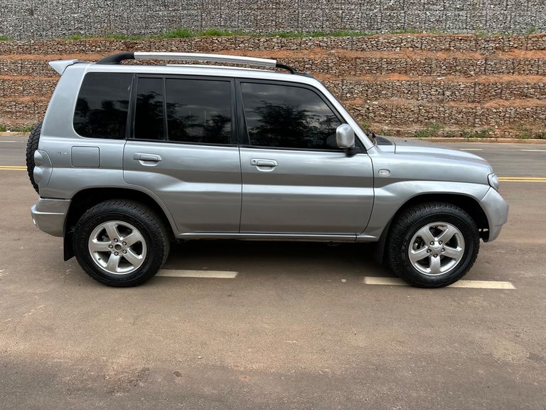Mitsubishi Pajero TR4 2.0/ 2.0 Flex 16V 4x4 Mec.