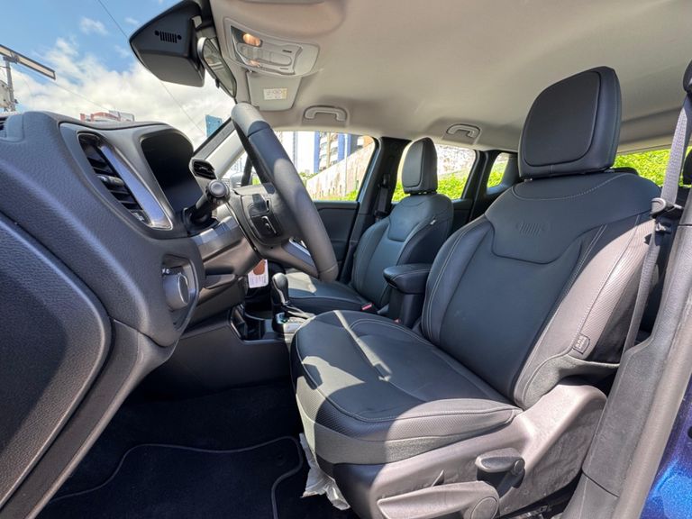 Jeep Renegade Long. T270 1.3 TB 4x2 Flex Aut.