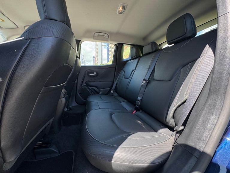 Jeep Renegade Long. T270 1.3 TB 4x2 Flex Aut.
