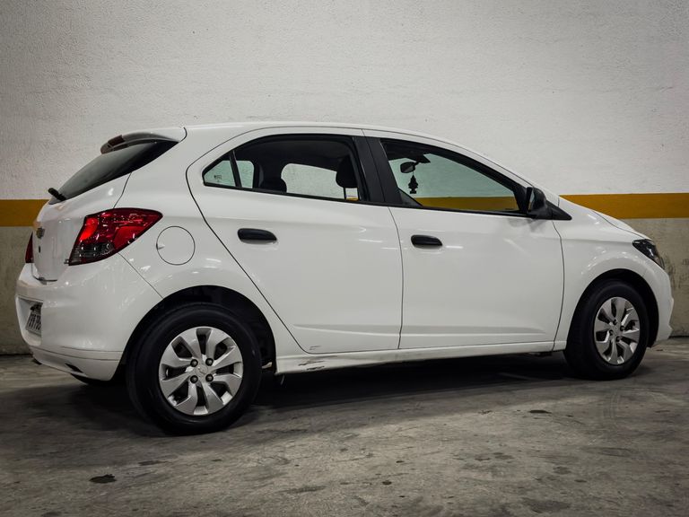 Chevrolet ONIX HATCH Joy 1.0 8V Flex 5p Mec.