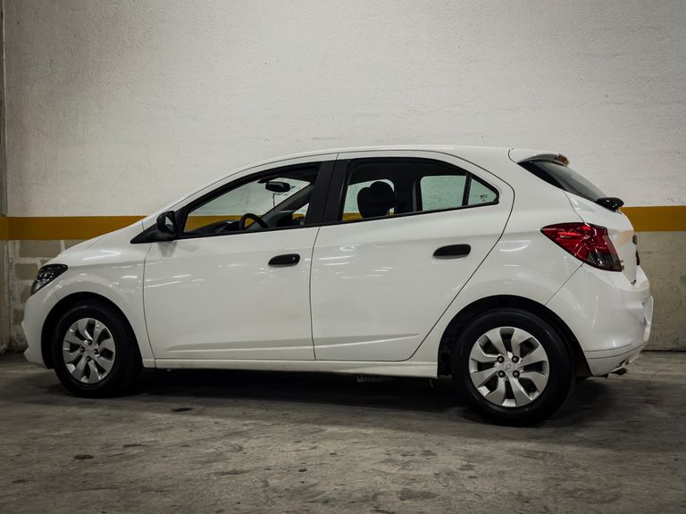 Chevrolet ONIX HATCH Joy 1.0 8V Flex 5p Mec.