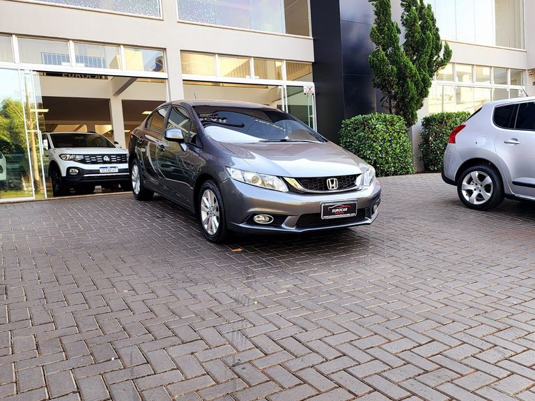 Honda Civic Sedan LXS 1.8/1.8 Flex 16V Mec. 4p