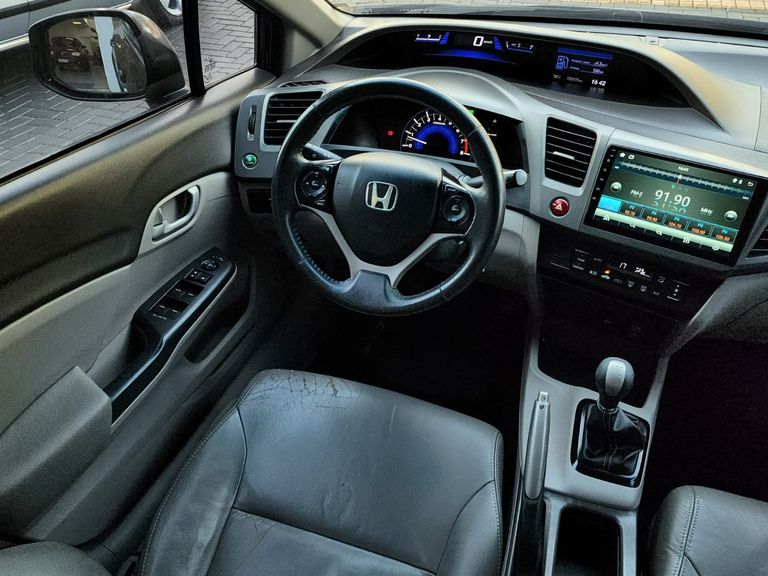 Honda Civic Sedan LXS 1.8/1.8 Flex 16V Mec. 4p