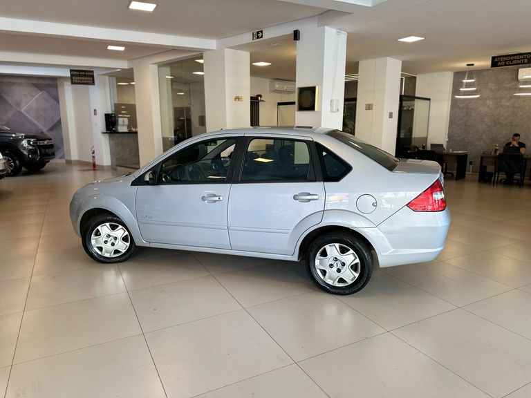 Ford Fiesta Sed. 1.6 8V Flex 4p