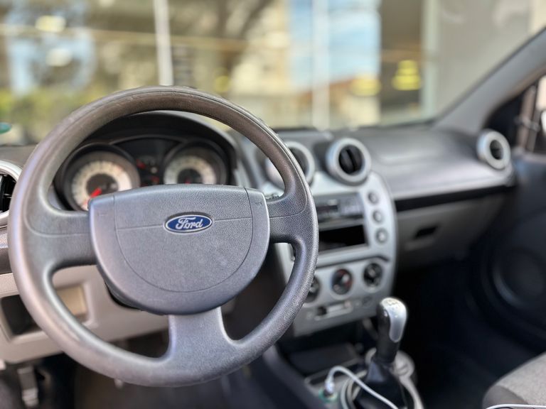 Ford Fiesta Sed. 1.6 8V Flex 4p