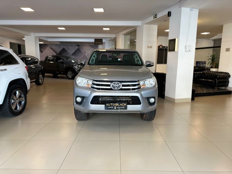 Toyota Hilux CD SRV 4x2 2.7 Flex 16V Aut.