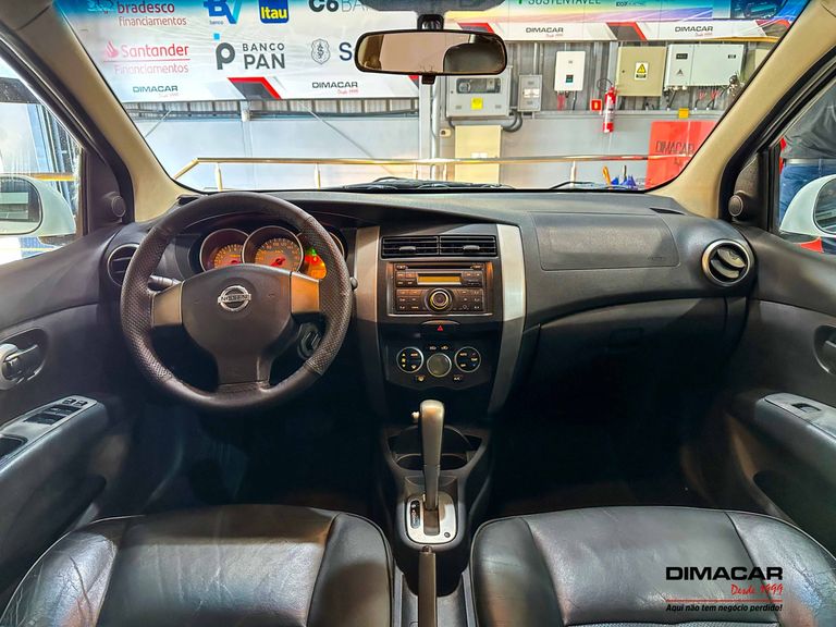 Nissan LIVINA X-GEAR SL/X-GEAR 1.8 Flex F. Aut.