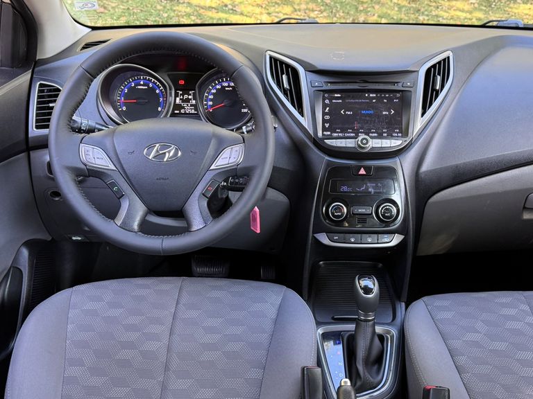 Hyundai HB20S Premium 1.6 Flex 16V Aut. 4p