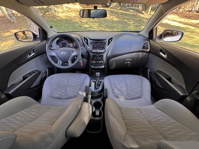 Hyundai HB20S Premium 1.6 Flex 16V Aut. 4p