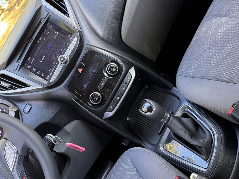 Hyundai HB20S Premium 1.6 Flex 16V Aut. 4p