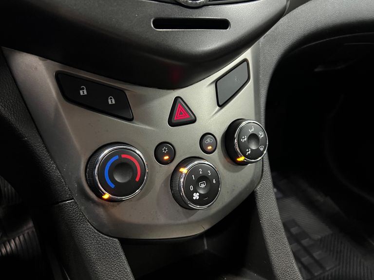 Chevrolet SONIC HB LT 1.6 16V FlexPower 5p Mec.