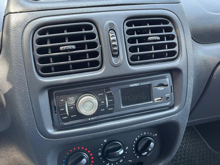 Renault Clio Authentique 1.0/1.0 Hi-Power 16V 3p