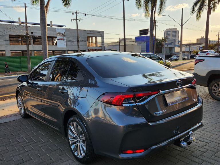 Toyota Corolla XEi 2.0 Flex 16V Aut.