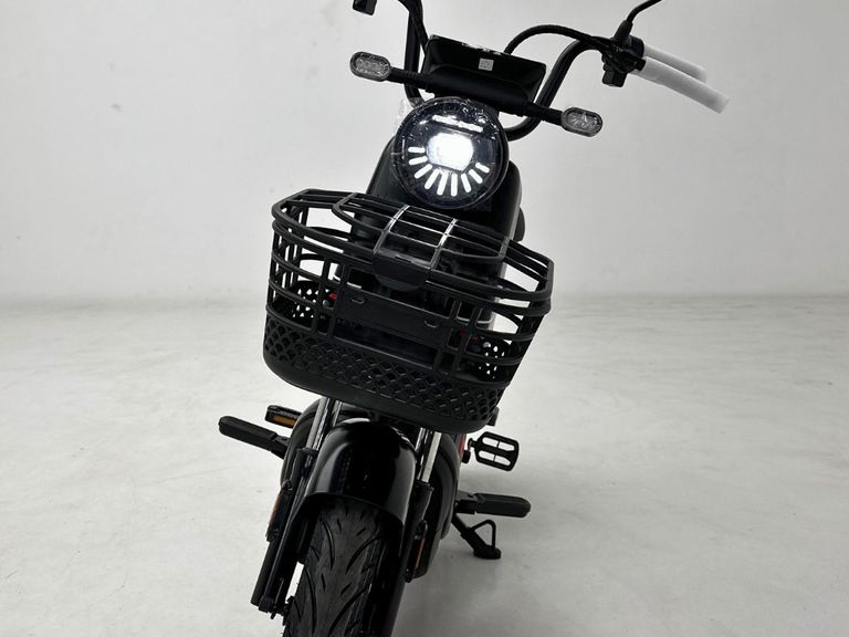 Panda SCOOTER ELÉTRICA J10