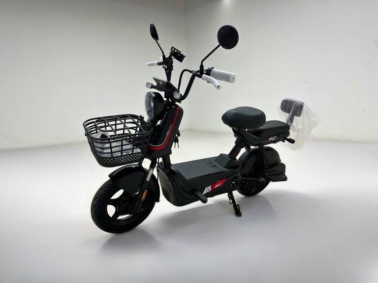 Panda SCOOTER ELÉTRICA J10