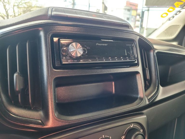 Fiat Strada Freedom 1.3 Flex 8V  CS Plus