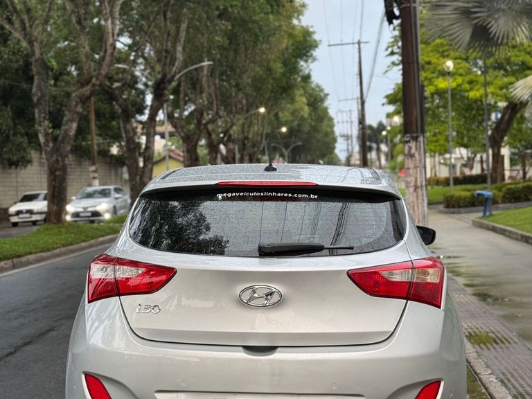 Hyundai i30 1.8 16V Aut. 5p