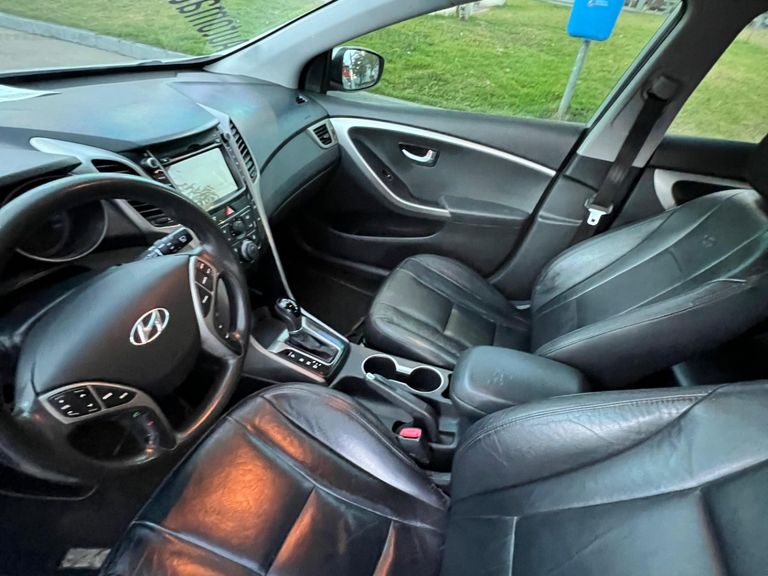 Hyundai i30 1.8 16V Aut. 5p