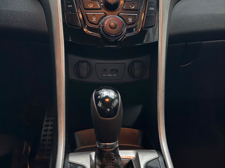 Hyundai i30 1.8 16V Aut. 5p