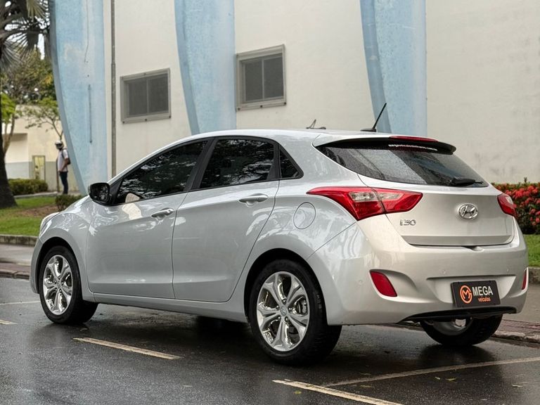 Hyundai i30 1.8 16V Aut. 5p