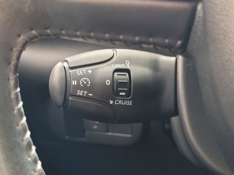 Citroën C4 CACTUS SHINE 1.6 Turbo Flex Aut.