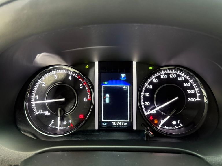 Toyota Hilux SW4 Diamond 2.8 TB 4x4 Die. Aut.