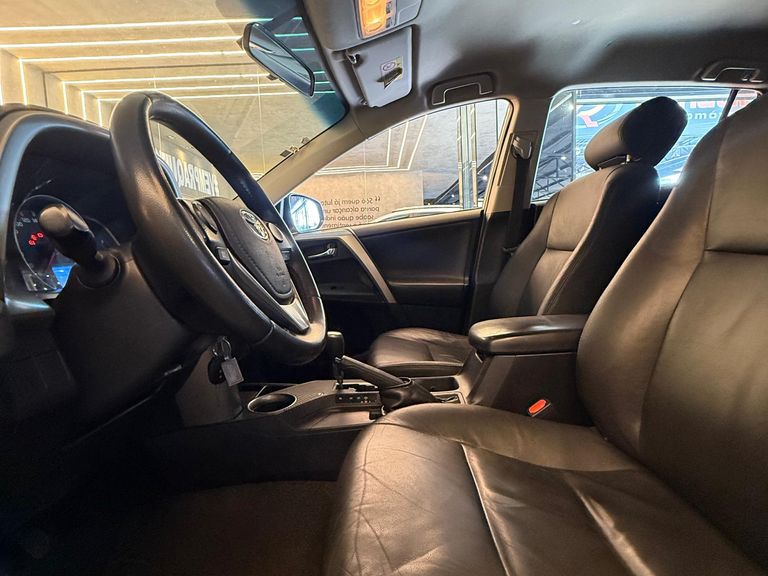 Toyota RAV4 2.0 4x2 16V Aut.