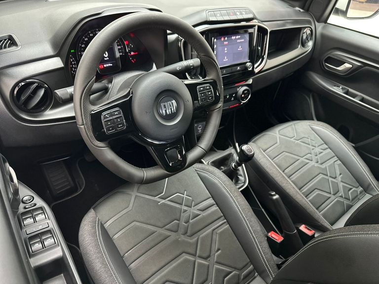 Fiat Strada Volcano 1.3 Flex 8V CD Aut.