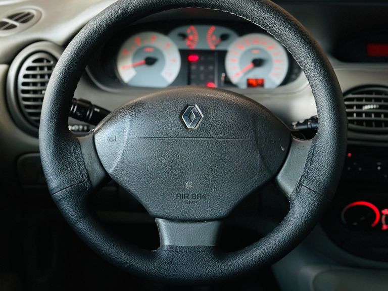 Renault Scénic Privilège Hi-Flex 1.6 16V